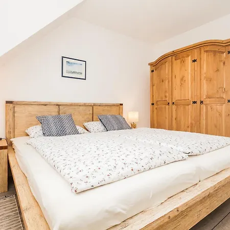 Lindenstrasse 41 Gele Ginster Apartman Zingst