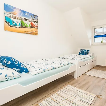 Lindenstrasse 41 Gele Ginster *